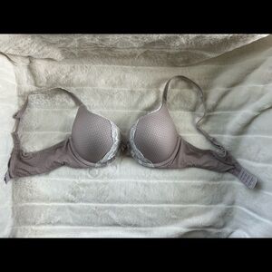 VICTORIA'S SECRET
BODY BY VICTORIA PERFECT SHAPE